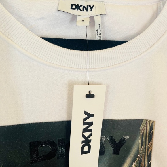 NWT DKNY Women’s Iconic Shopping Graphic Print White Heather Sweatshirt Sz M - Picture 3 of 7